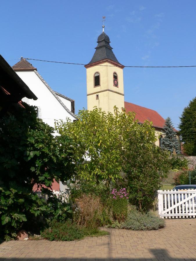 Familiensuite, zwei Zimmer, Mitbenutzung von Küche und Bad Rott Exterior foto